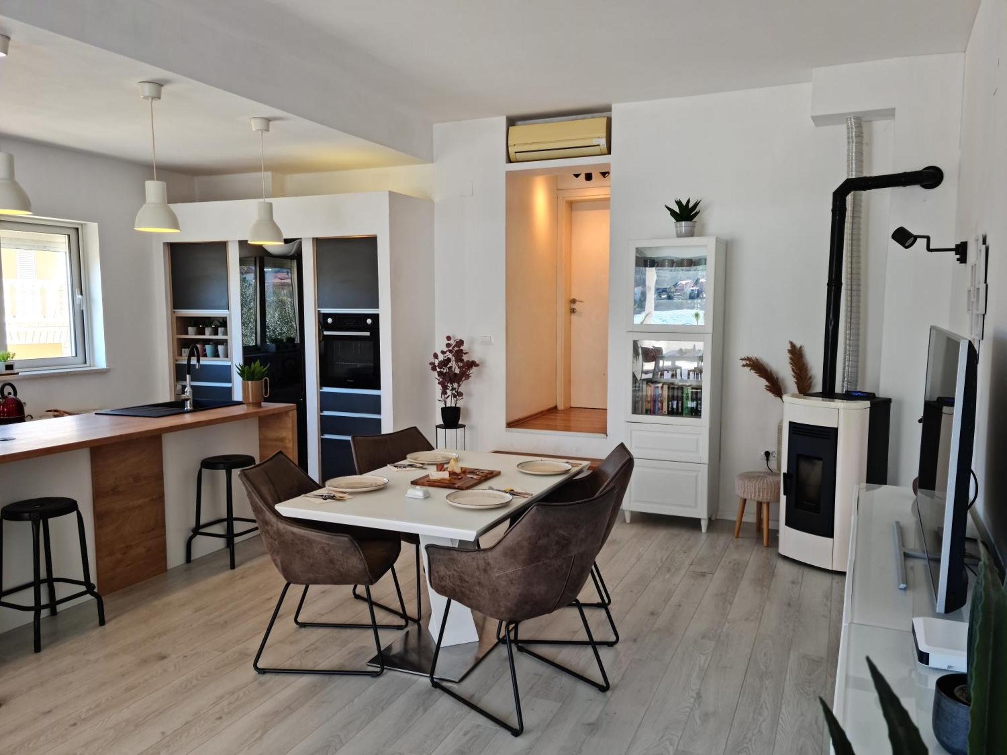 Apartments Holidays Roko Grebaštica 部屋 写真