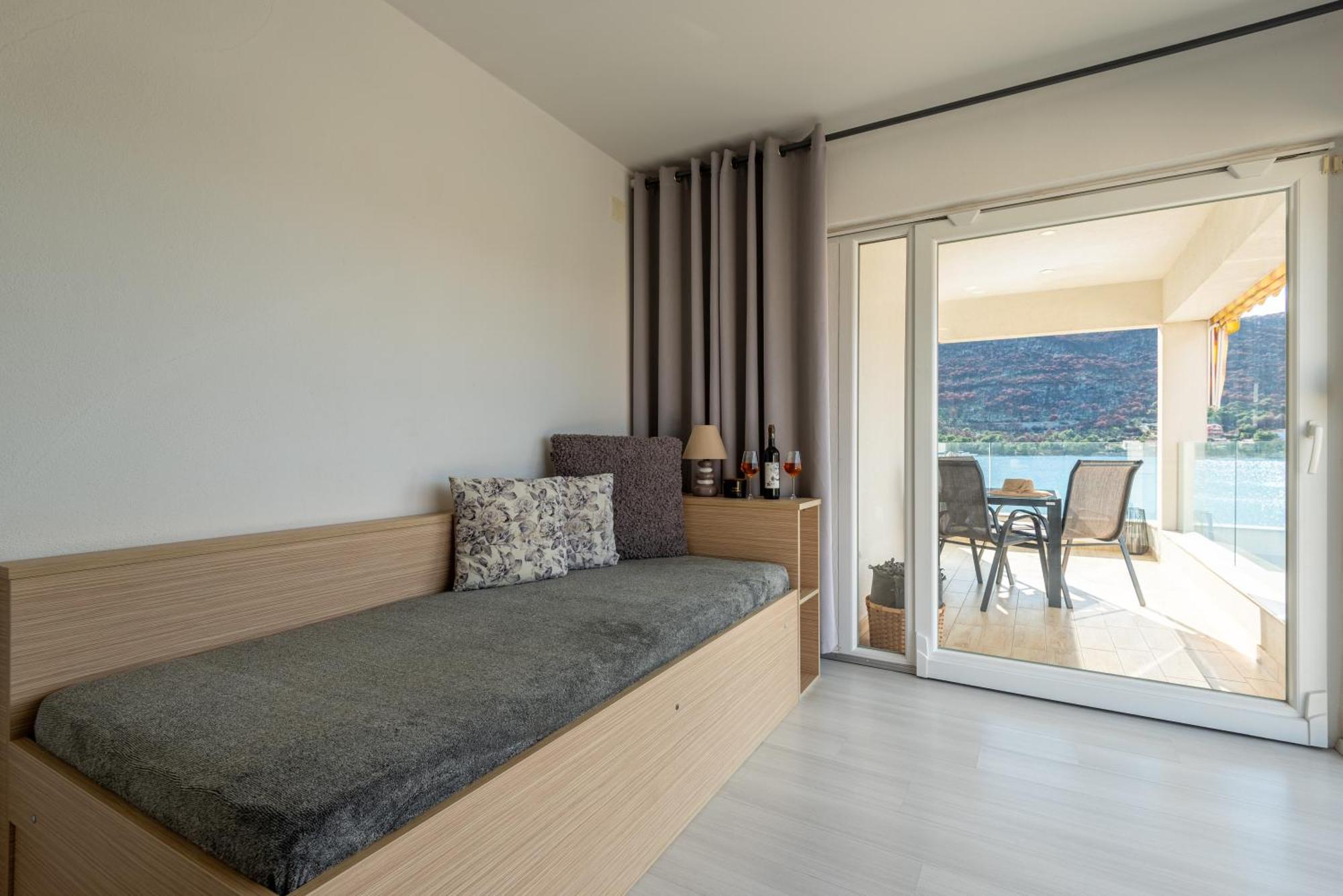 Apartments Holidays Roko Grebaštica 部屋 写真