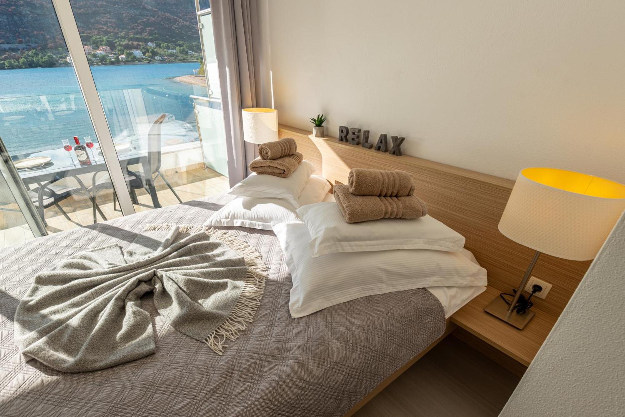 Apartments Holidays Roko Grebaštica 部屋 写真