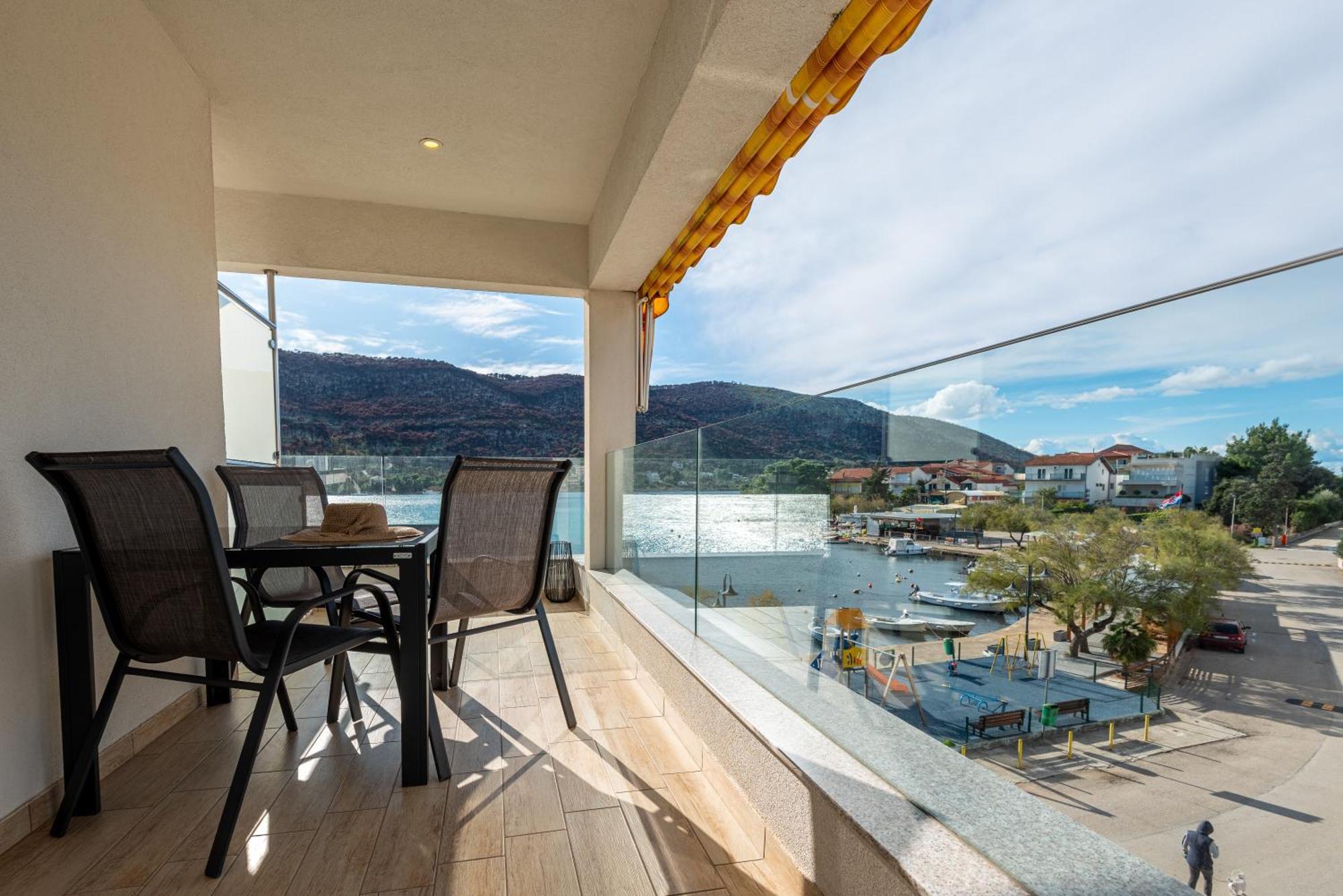 Apartments Holidays Roko Grebaštica 部屋 写真