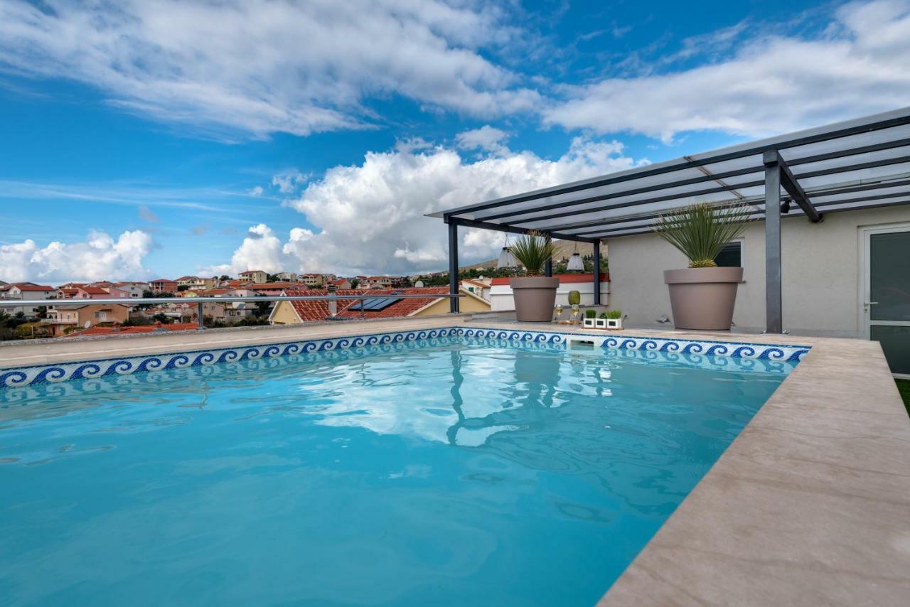 Apartments Holidays Roko Grebaštica エクステリア 写真